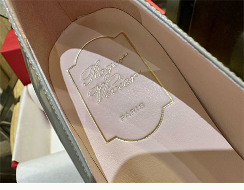 로저 비비에 트럼펫 메탈 버클 펌프스4.5cm - 상세 이미지